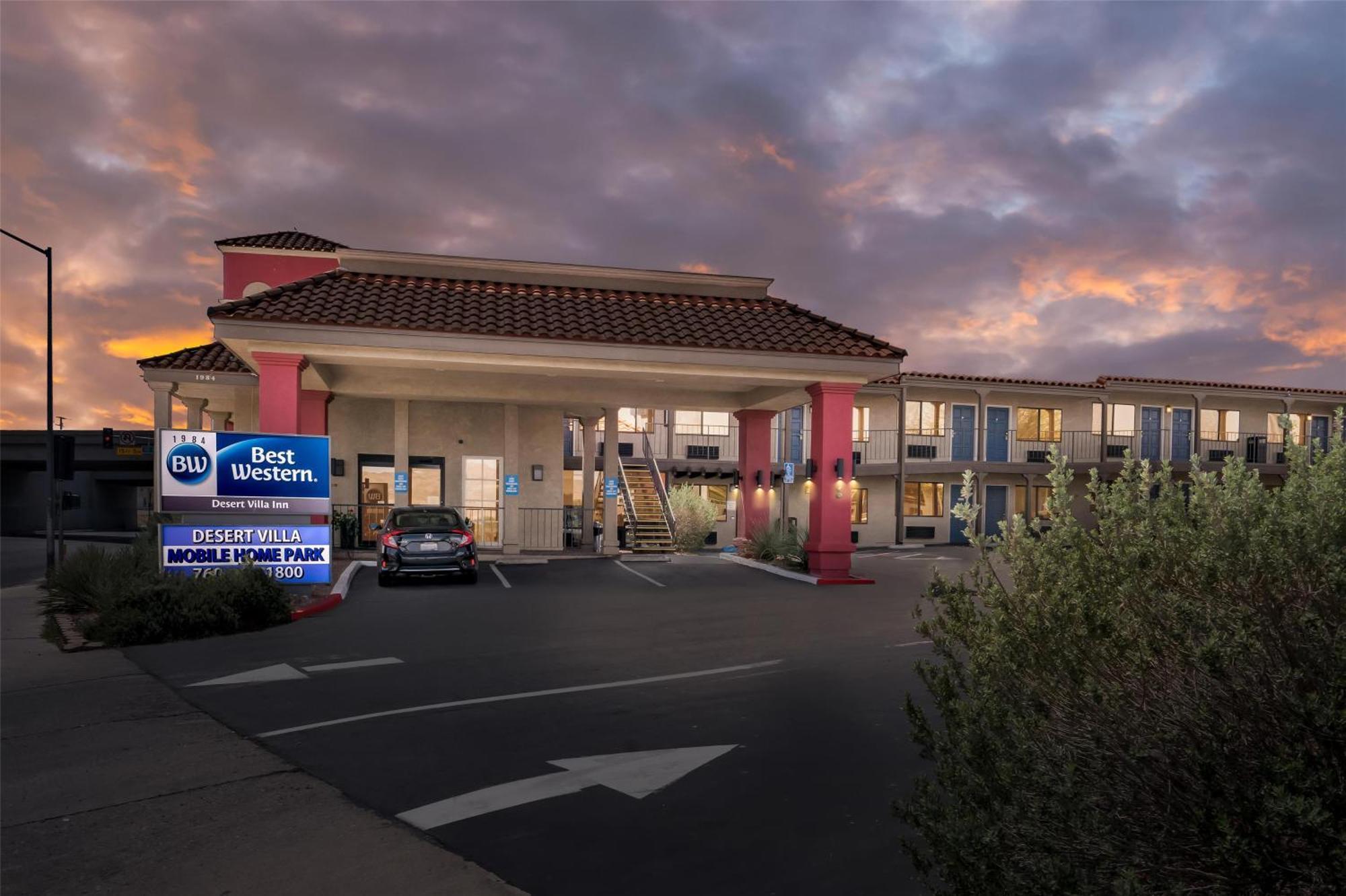 ברסטו Best Western Desert Villa Inn מראה חיצוני תמונה